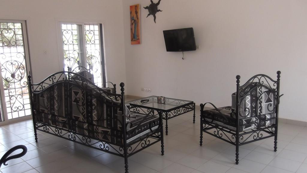 Keur Baboune Bed & Breakfast M'Bour Dış mekan fotoğraf